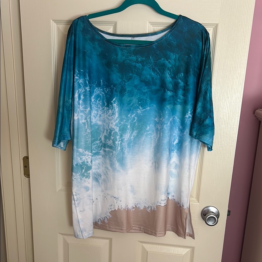 Ocean Wave Print Top